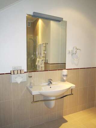 Отель Отель Reikartz Харьков Харьков Люкс-1