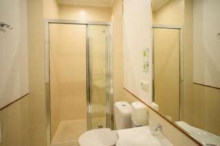 Отель Отель Reikartz Харьков Харьков Классический двухместный номер с 1 кроватью-8